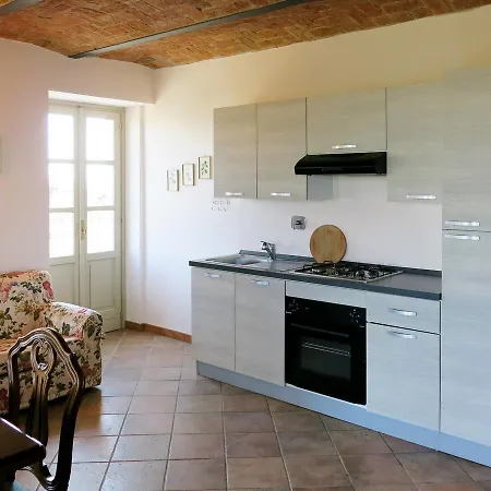 Ferienwohnung San Secondo 100s Appartement
